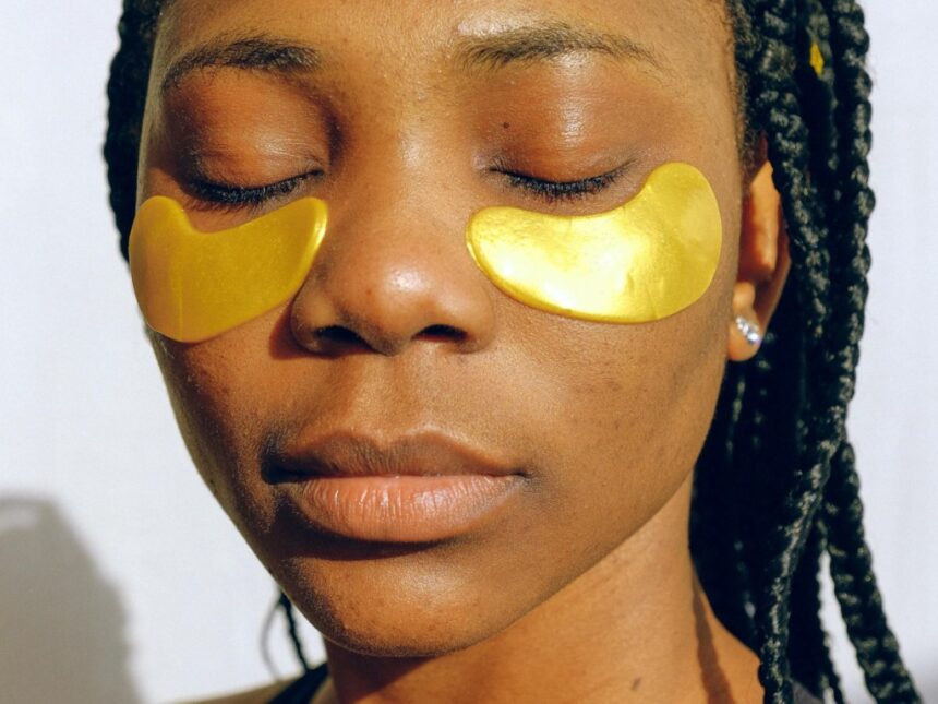 DERMORA Skin 24K Gold Eye Mask Set: $13 for Brighter Under-Eyes